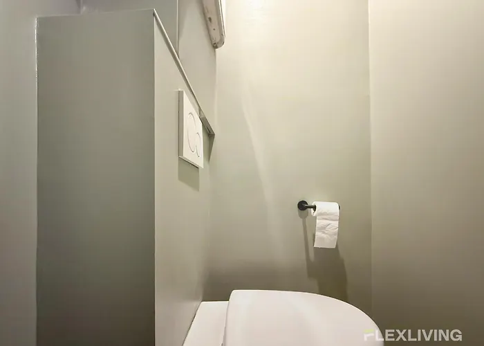 Flexliving - - Manuel Apartman